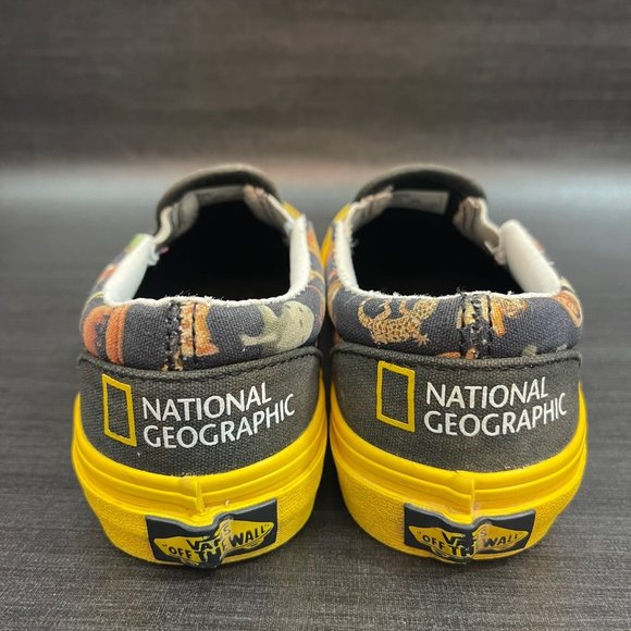 VANS X National Geographic Photoark Youth Kids Size 12 Classic Slip On Shoes - Picture 4 of 12